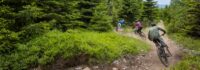 Kinder haben Spass auf der Outdoor Klassenfahrt auf dem Rabenberg